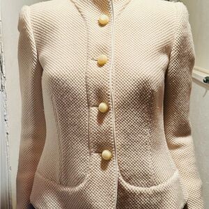 AMMANI Collezioni Made in Italy size 8 cream jacket